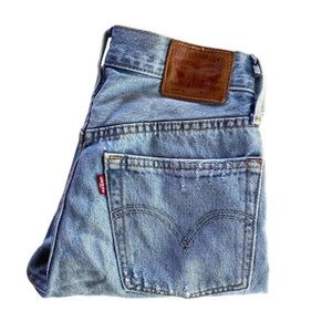 Levi’s women’s 501 jeans